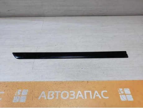 Lancer молдинг двери задний правый