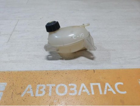 Sandero №19 бачок расширительный