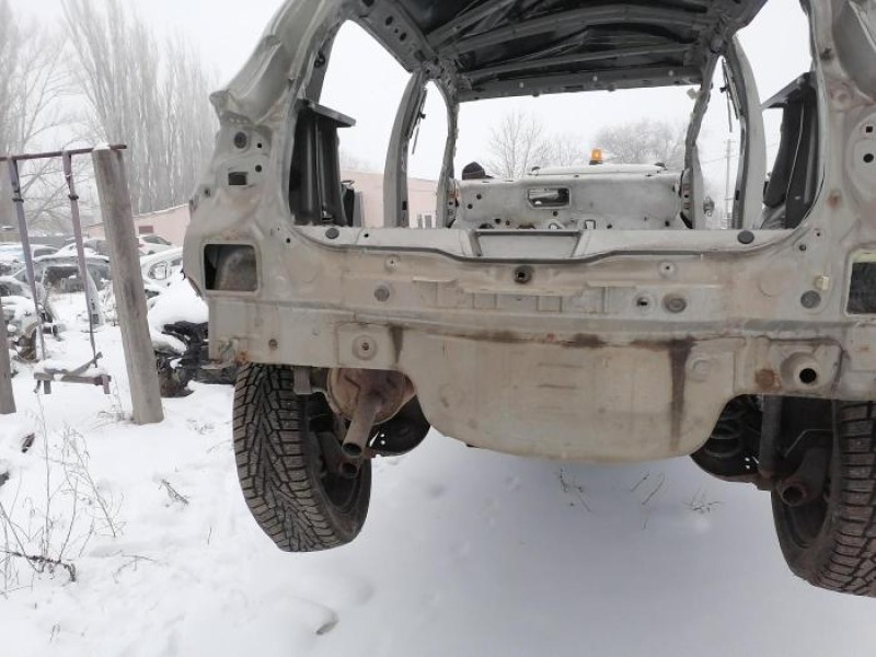 Sandero №19 панель задняя ниша под запаску