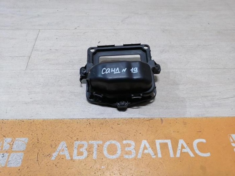 Sandero №19 кронштейн блока управления коробкой робот