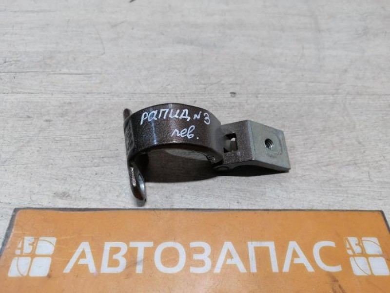 Rapid №3 петля багажника левая