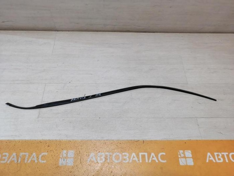 Rapid №3 молдинг лобового стекла левый