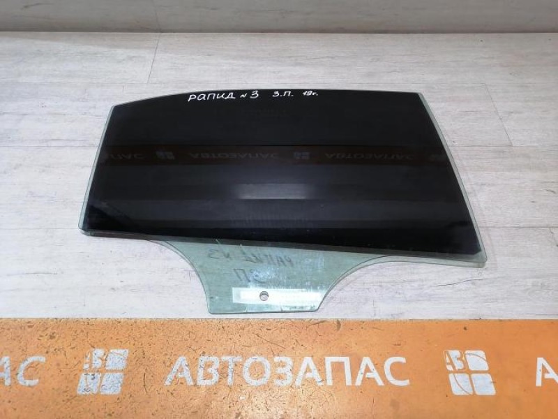 Rapid №3 стекло заднее правое 19