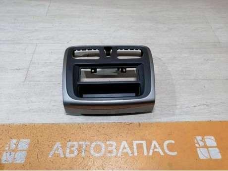 Logan №52 рамка под магнитолу 1 дин