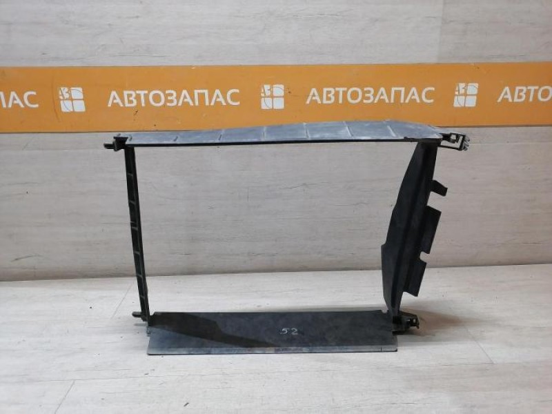 Logan №52 дефлектор радиатора деф