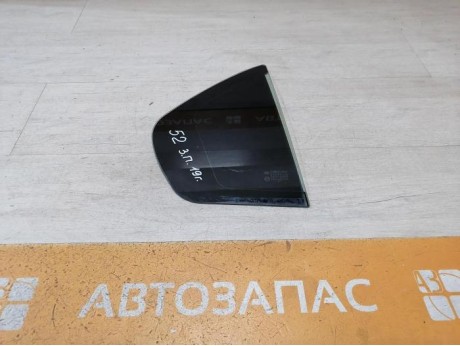 Logan №52 форточка правая 19