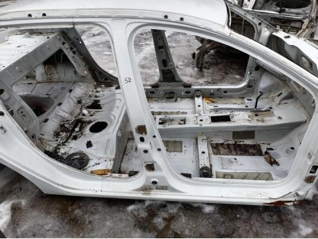 Logan №52 порог правый сапожок деф