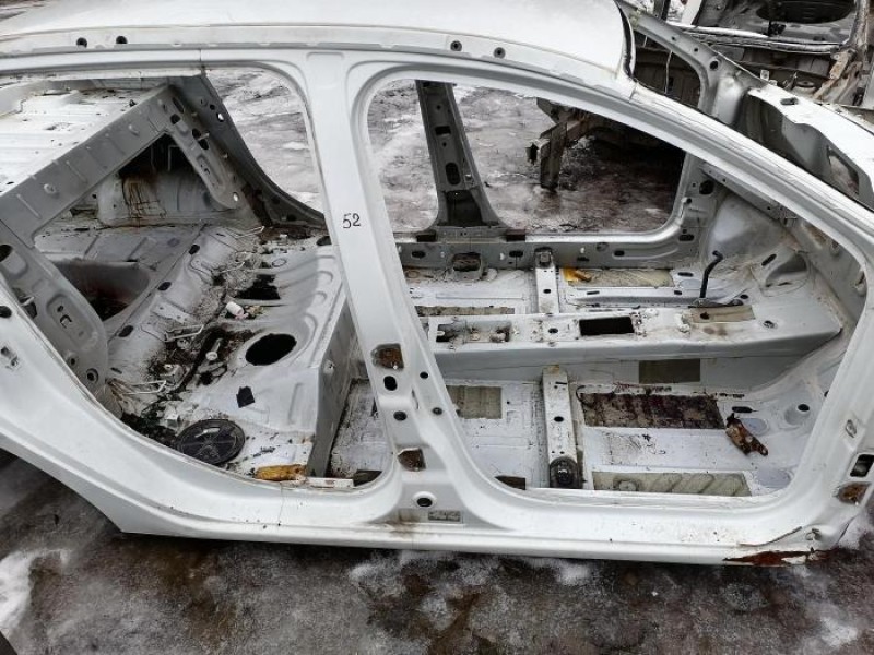 Logan №52 порог правый сапожок деф