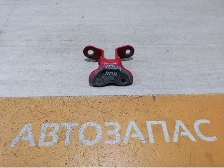 Corolla №4 петля двери передняя правая нижняя