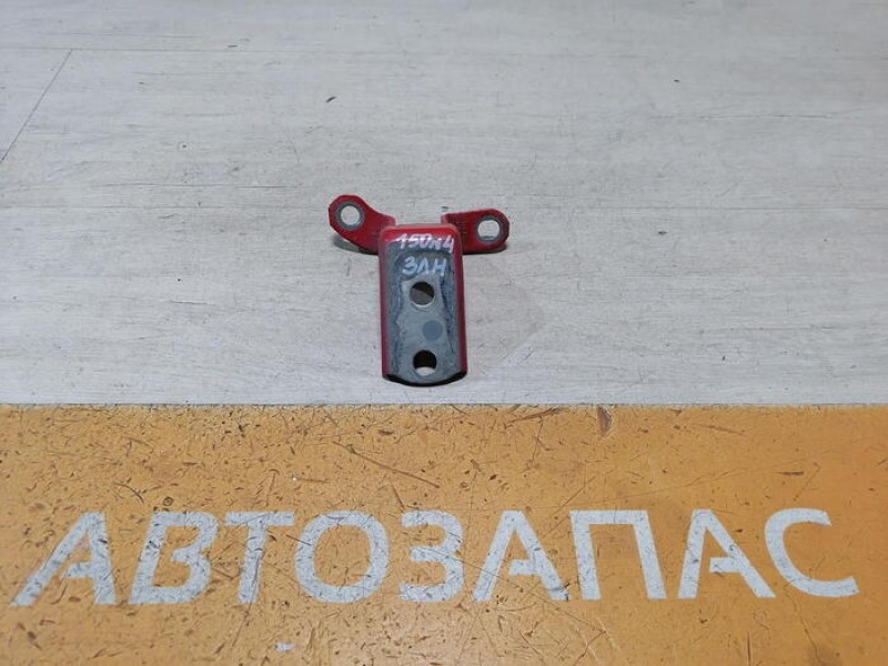 Corolla №4 петля двери задняя левая нижняя