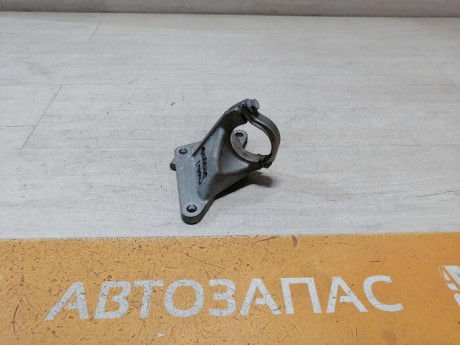 Fluence П кронштейн подвесного подшипника 2.0 m4r