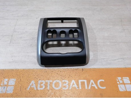 Almera G15 №13 рамка под магнитолу деф