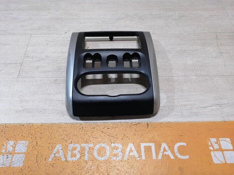 Almera G15 №13 рамка под магнитолу деф