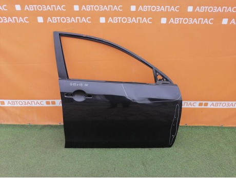 Almera G15 №13 дверь передняя правая деф