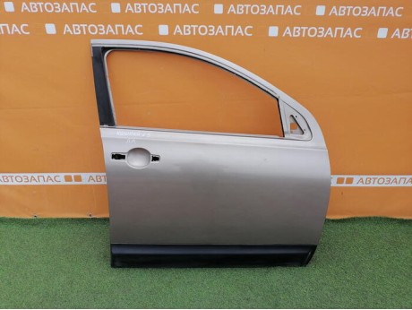 Qashqai №5 дверь передняя правая
