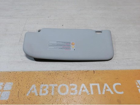 Qashqai №5 козырек солнцезащитный правый