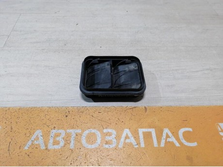 Qashqai №5 решетка вентиляции багажника