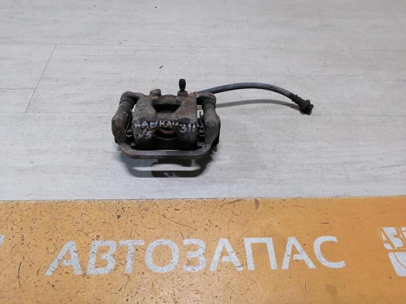 Qashqai №5 суппорт задний правый