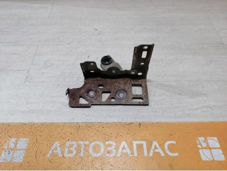Qashqai №5 кронштейн блока управления двигателем