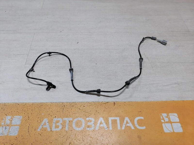 Qashqai №5 датчик абс задний