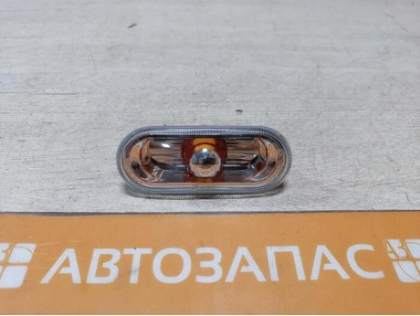Polo №7 повторитель поворота в крыло