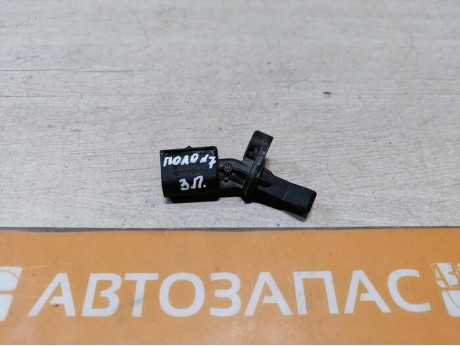 Polo №7 датчик абс задний правый