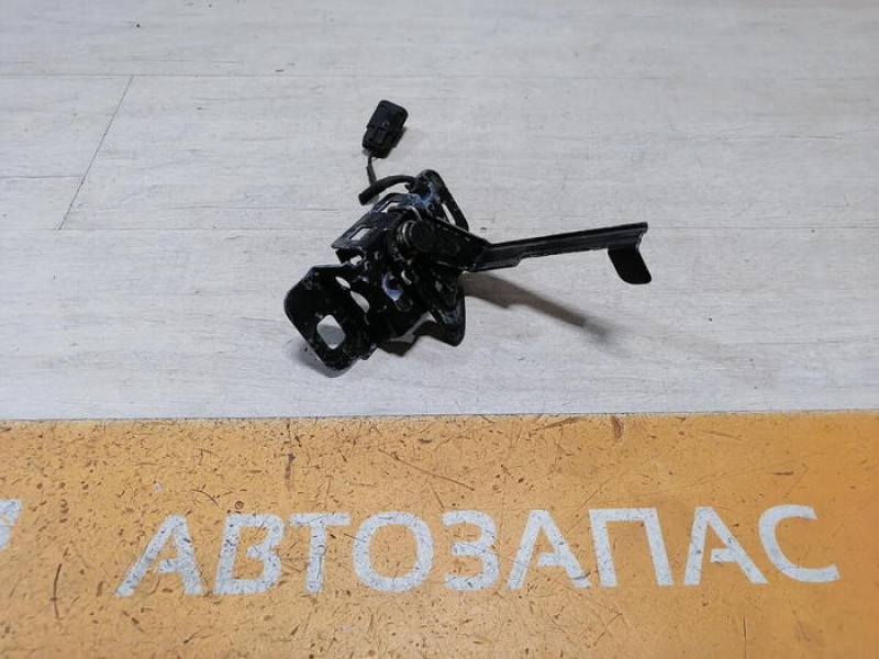 Cruze №6 замок капота