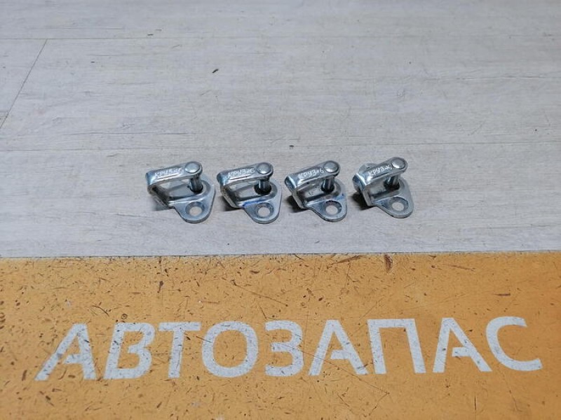 Cruze №6 петля замка двери