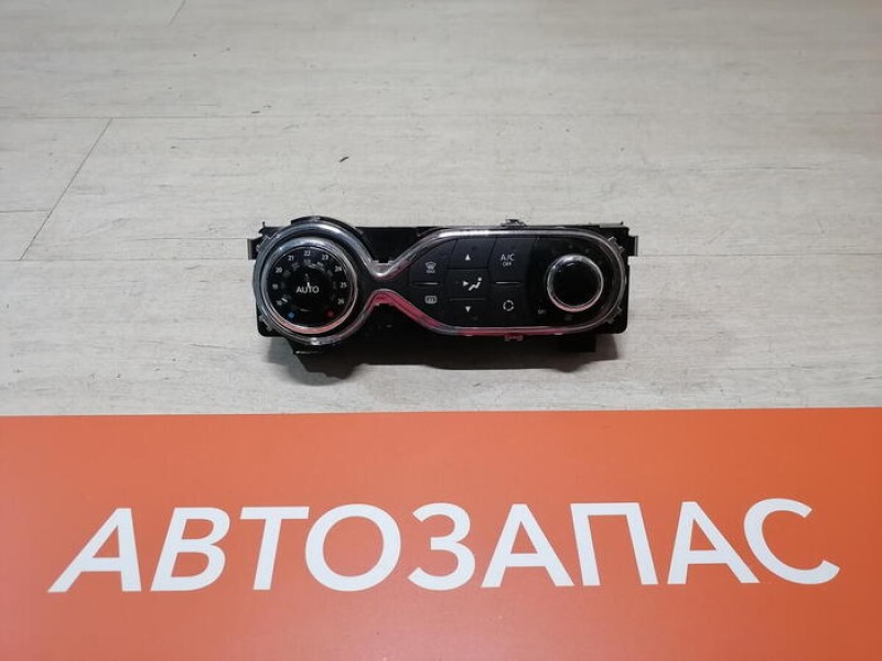 Sandero №20 блок управления климат контролем деф