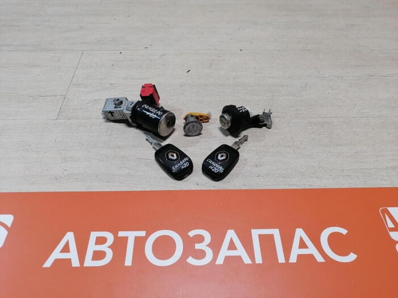 Sandero 2 №20 замок зажигания к-кт