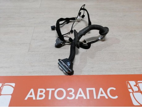 Sandero 2 №20 проводка двери передняя левая