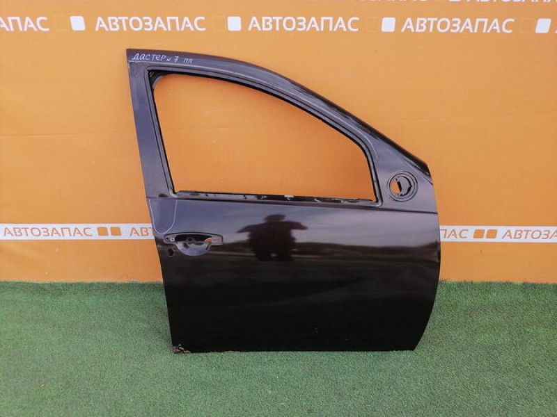 Duster №7 дверь передняя правая деф