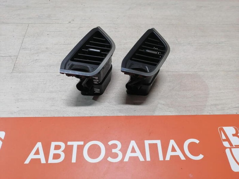 XRay 1 №1 дефлектор торпедо левый боковой