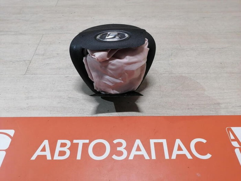 XRay 1 №1 подушка безопасности в руль стрел