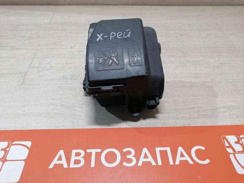 XRay 1 №1 корпус блока предохранителей подкапотный деф