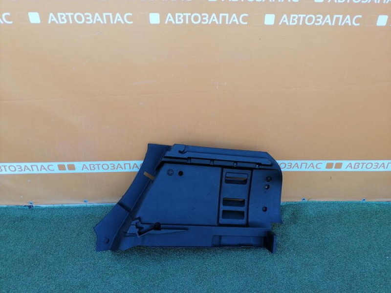 XRay 1 №1 обшивка багажника правая