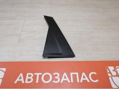 XRay 1 №1 накладка двери задняя левая деф