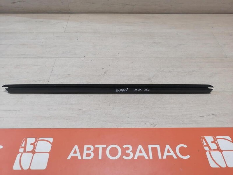 XRay 1 №1 бархотка внутренняя передняя правая
