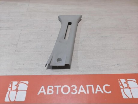 XRay 1 №1 обшивка средней стойки верхняя правая