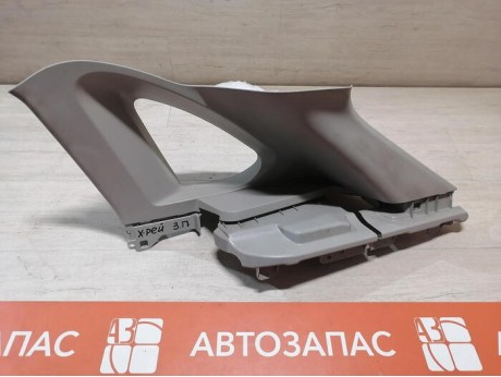 XRay 1 №1 обшивка задней стойки верхняя правая