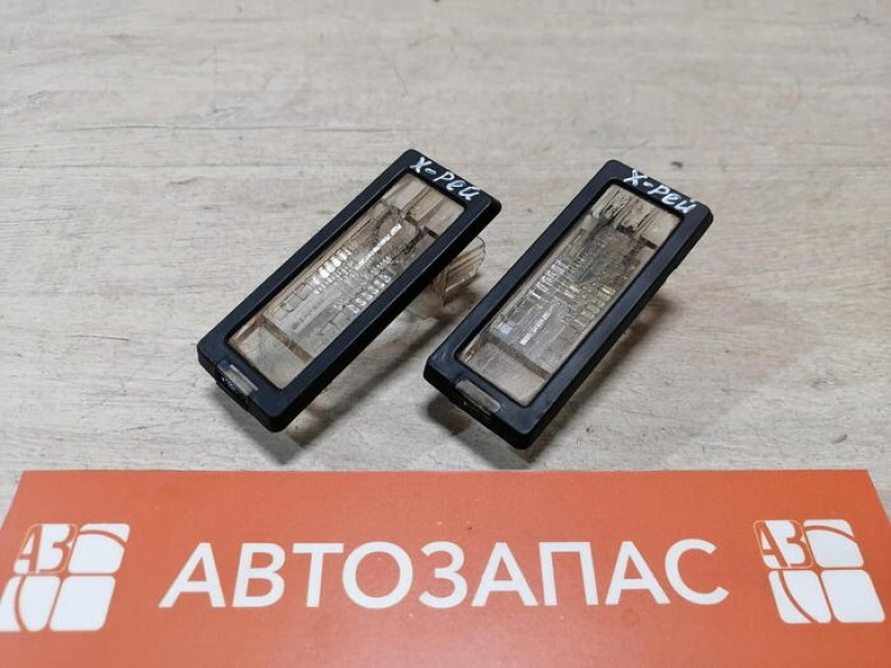 XRay 1 №1 плафон подсветки номера