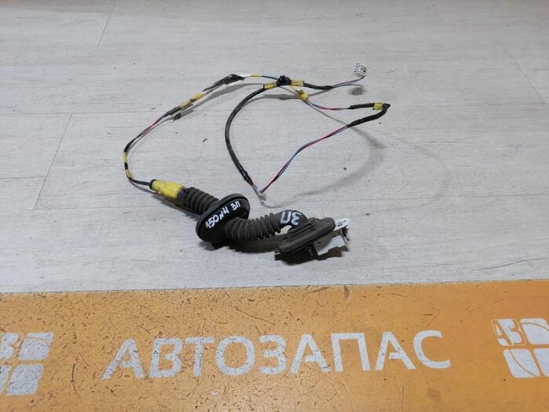 Corolla проводка двери задняя правая