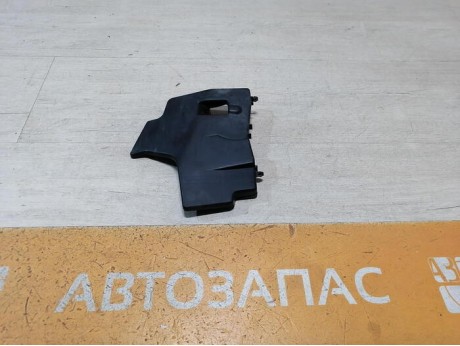 Corolla дефлектор радиатора правый