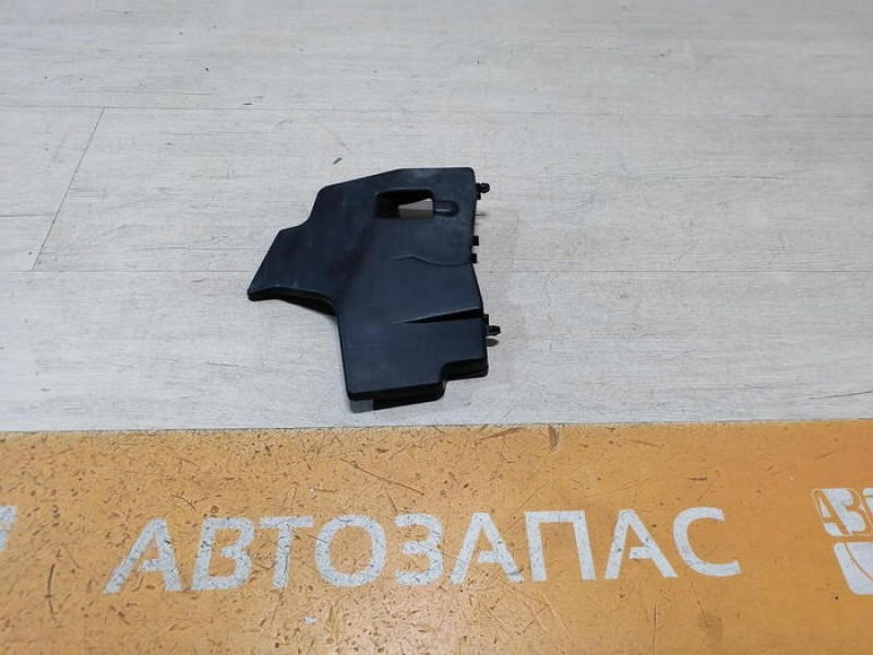 Corolla дефлектор радиатора правый
