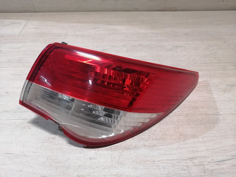 Almera G15 фонарь правый в крыло