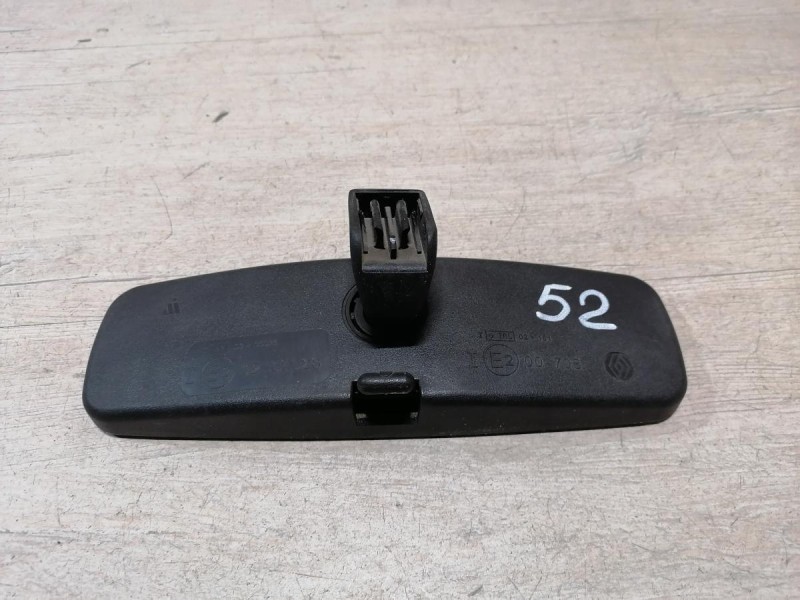 Logan 2 зеркало салона