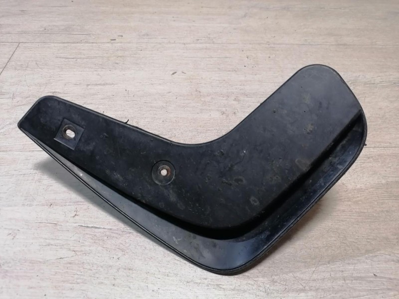 Almera Classic №2 брызговик задний правый