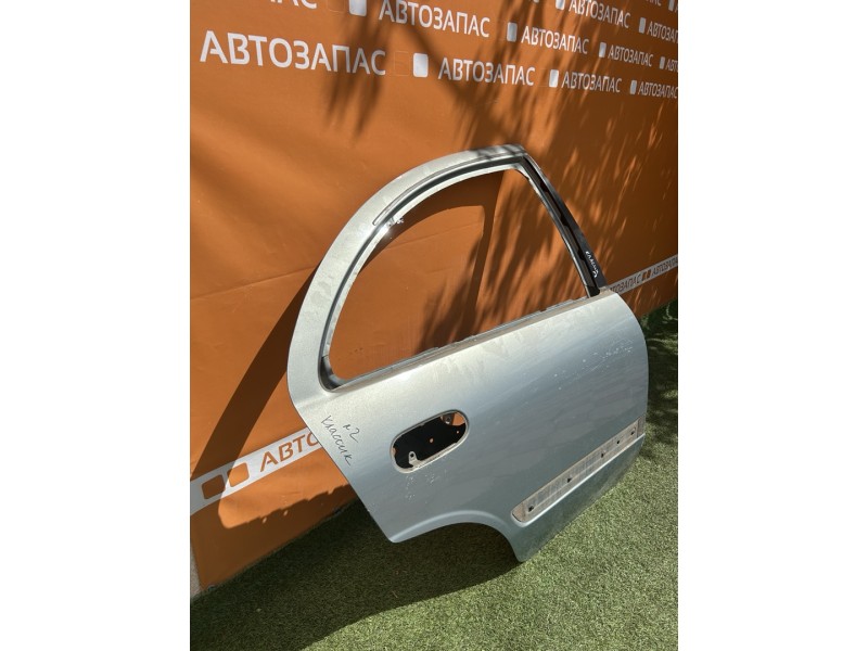 Almera Classic №2 дверь задняя правая