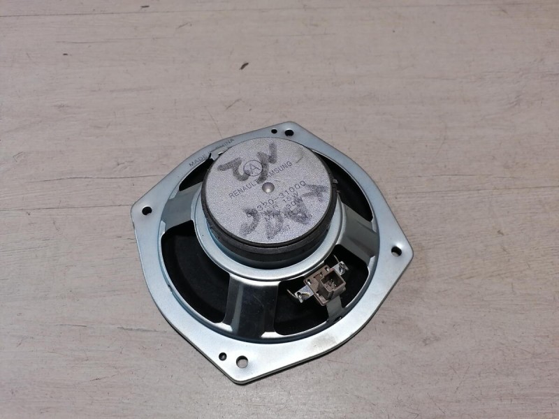 Almera Classic динамик задней полки