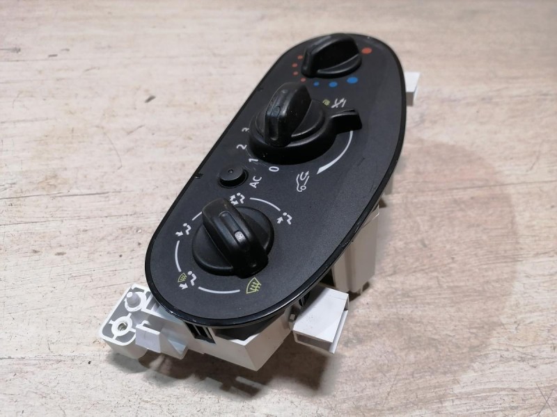 Almera G15 блок управления кондиционером